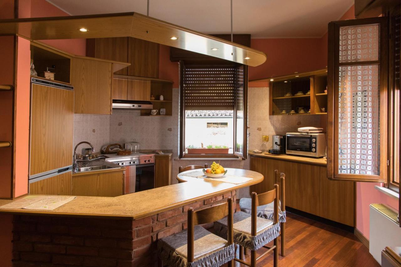 A Casa Di Anna, Elegant Flat In Cremona Apartment Luaran gambar